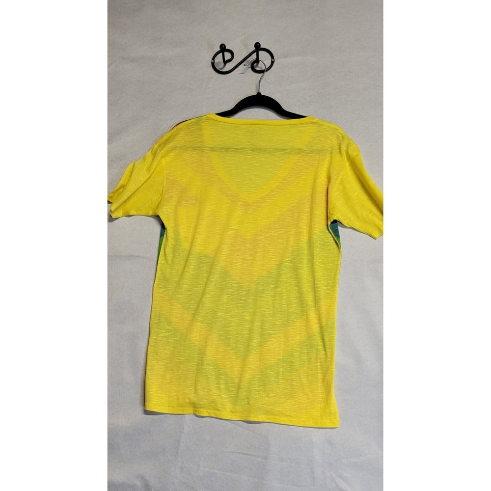 Multicolored Rainbow Striped Go Couture SS 1 Pkt Tshirt Size M - Picture 2 of 6